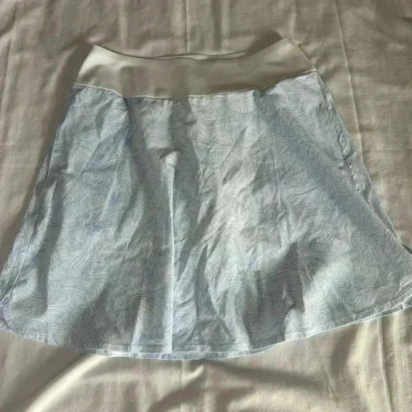 New Puma Golf Power Shape White Floral Skort Size Small Tall Golf Tennis Pockets - Picture 1 of 7